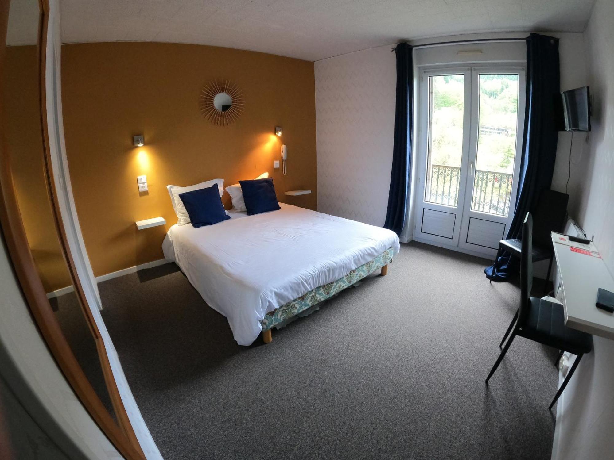 De Londres Hotel 2*