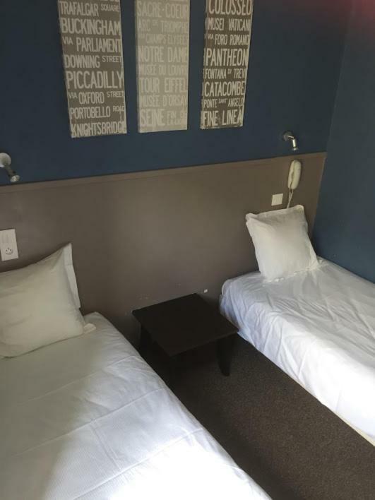 Hotel De Londres 2*